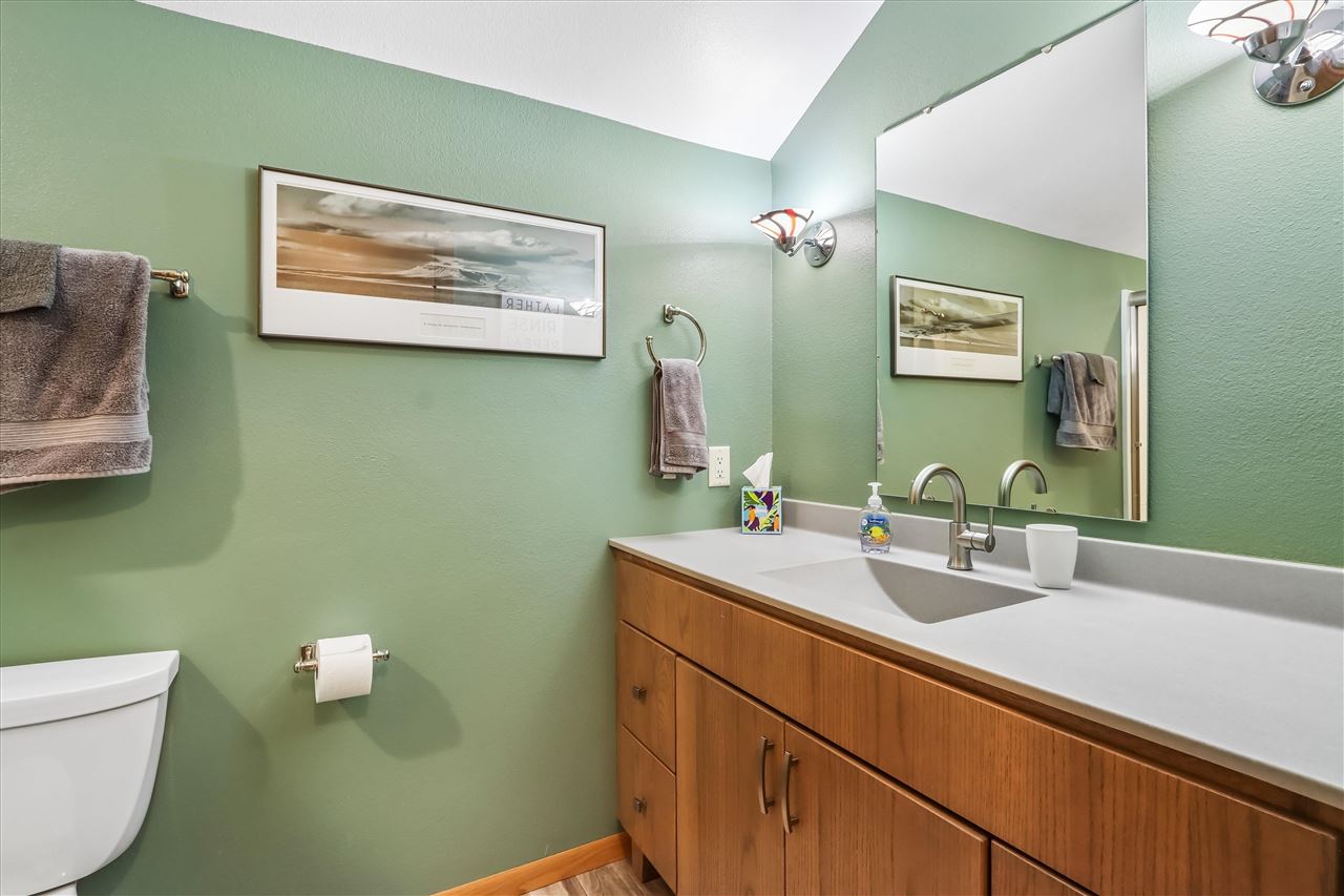 1119 Deerfield Drive Iowa City IA 52246
