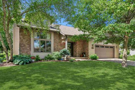 1119 Deerfield Drive Iowa City IA 52246