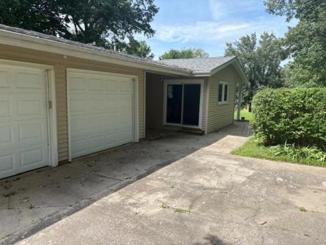 3874 NE Martin Lane Iowa City IA 52240