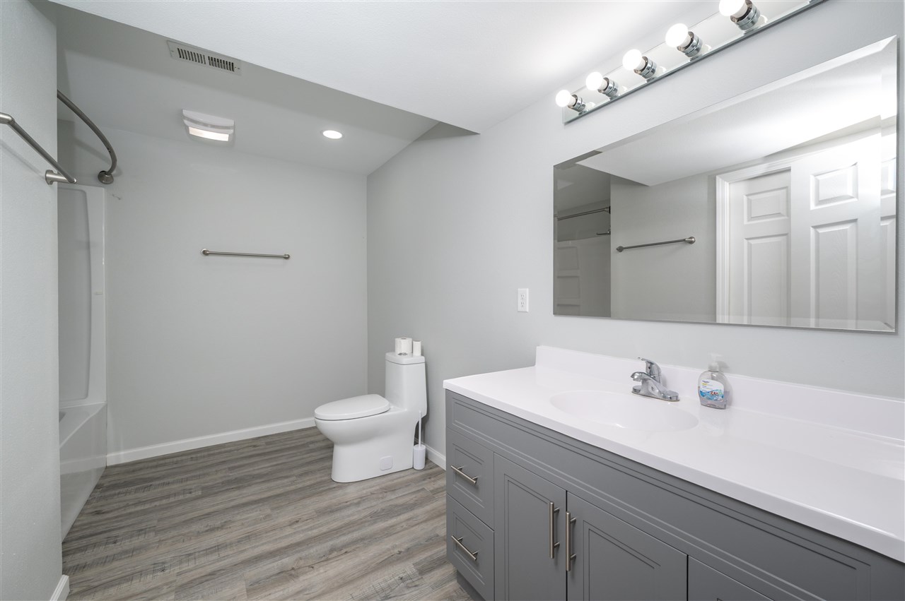 620 N Perkins Street Lone Tree IA 52755