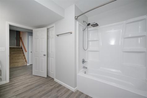 620 N Perkins Street Lone Tree IA 52755