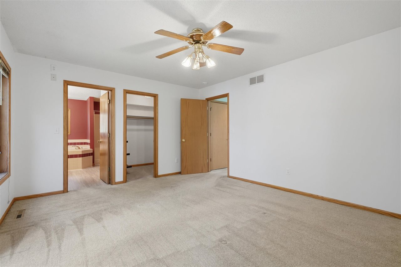 665 Andrews Court North Liberty IA 52317