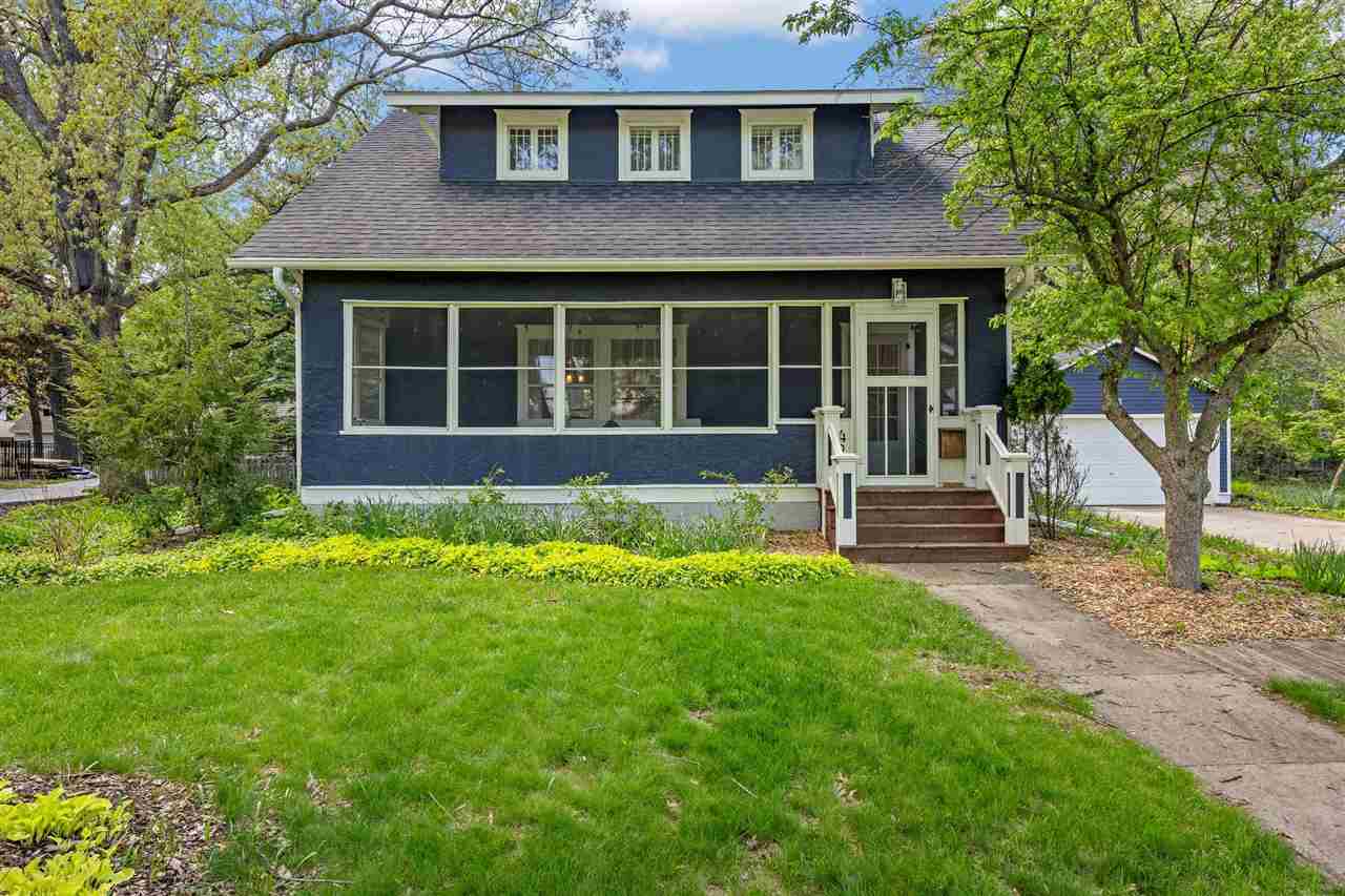 427 Ferson Avenue Iowa City IA 52246