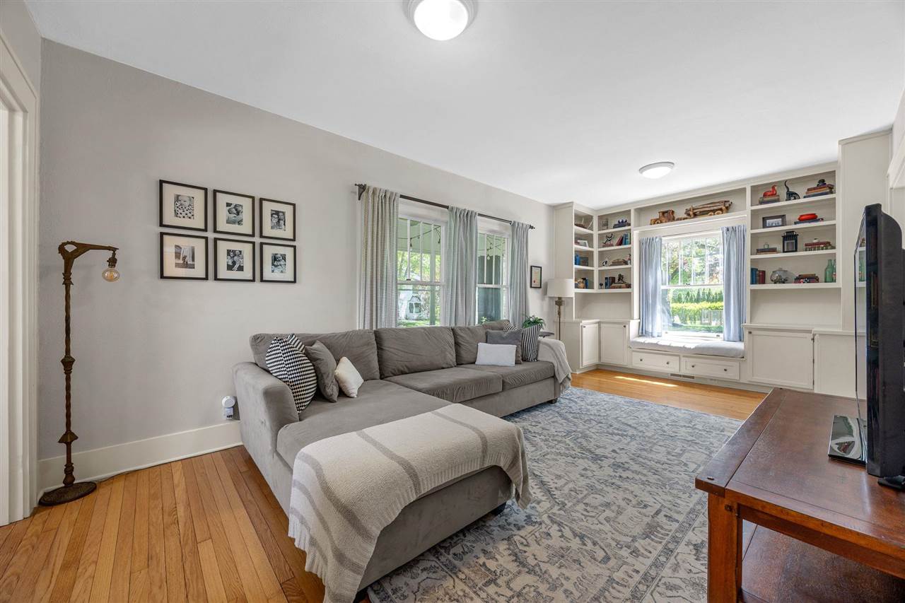 427 Ferson Avenue Iowa City IA 52246