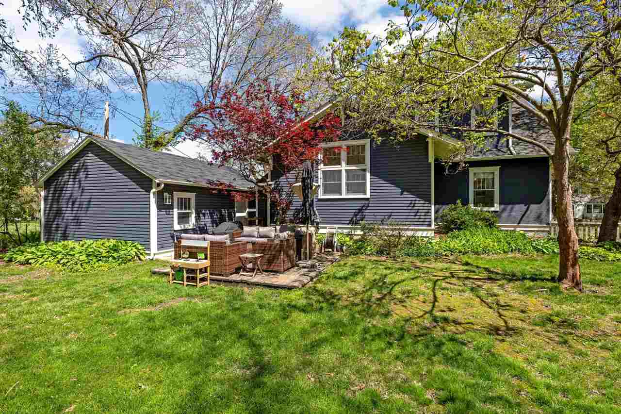 427 Ferson Avenue Iowa City IA 52246