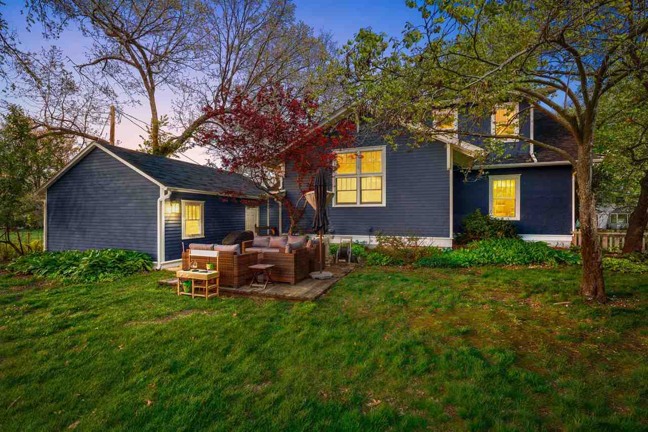 427 Ferson Avenue Iowa City IA 52246