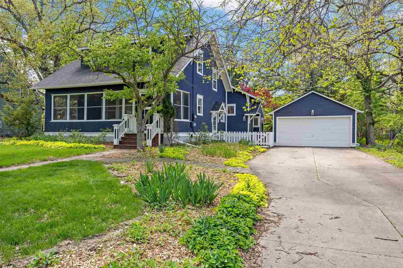 427 Ferson Avenue Iowa City IA 52246