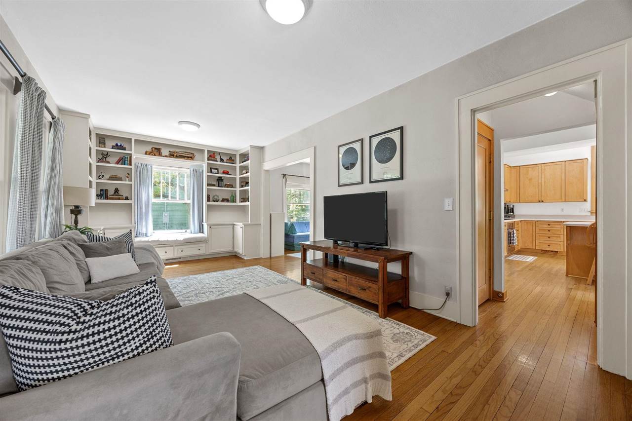 427 Ferson Avenue Iowa City IA 52246