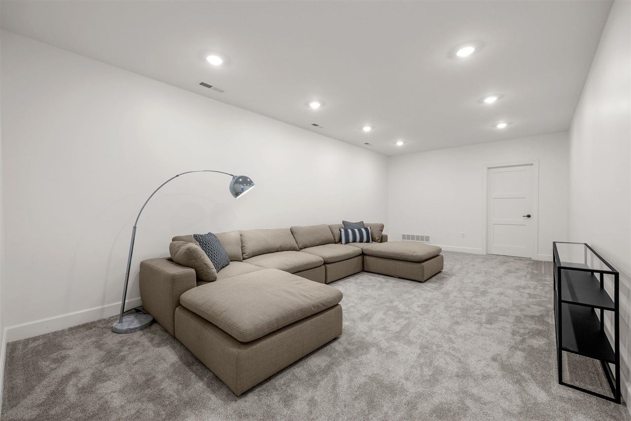 3019 Deans Way Coralville IA 52241