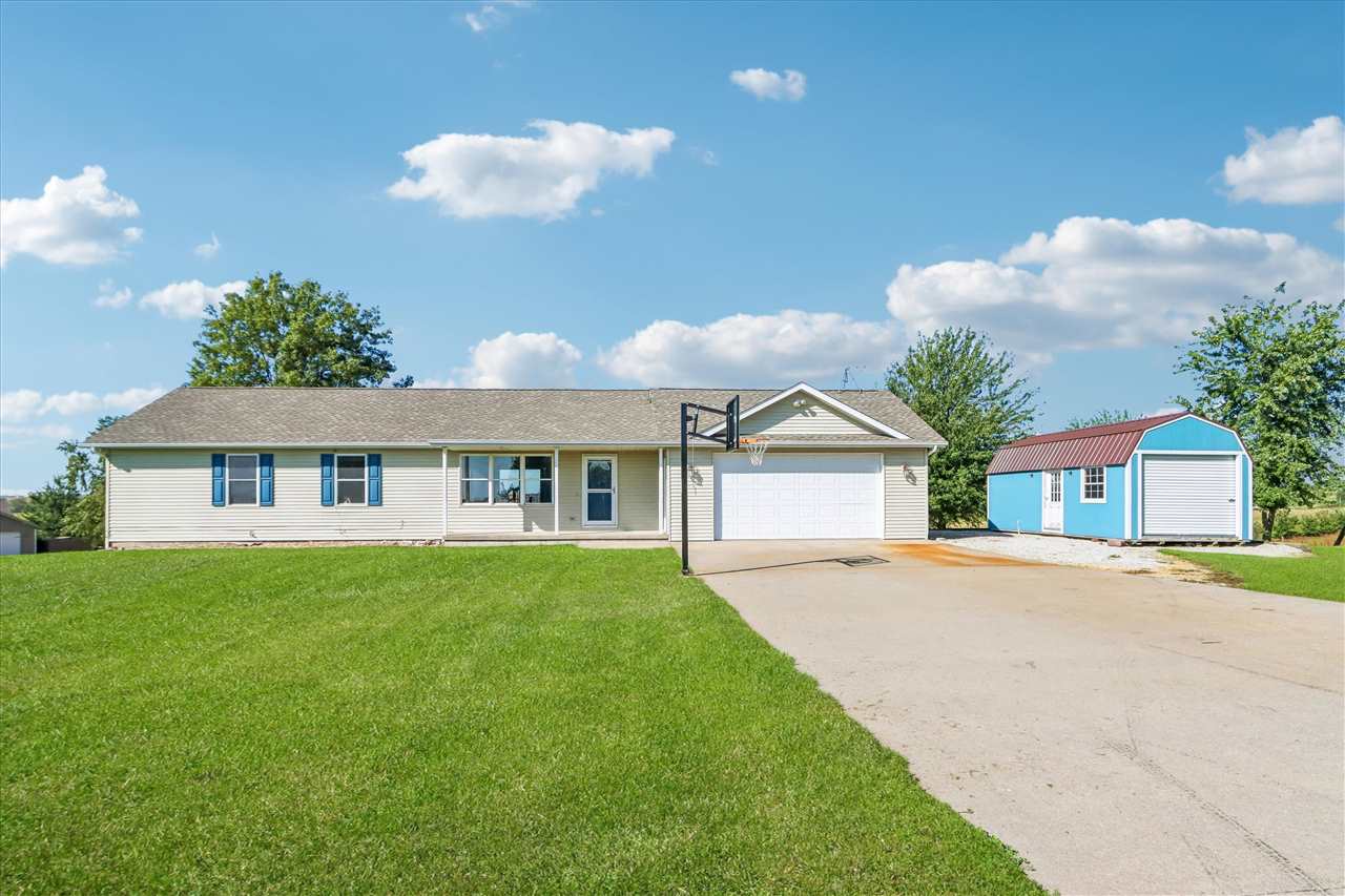 2935 N Drive Parnell IA 52325