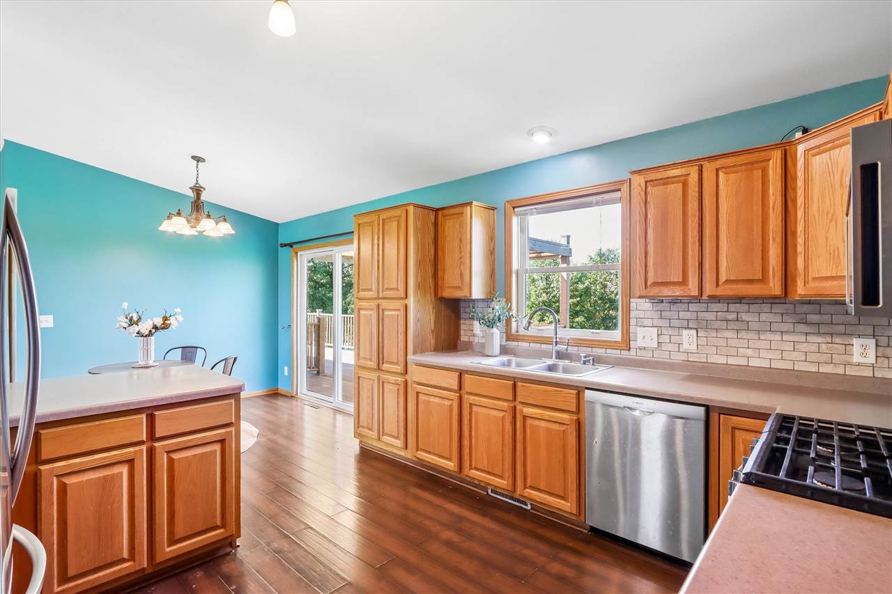 2935 N Drive Parnell IA 52325