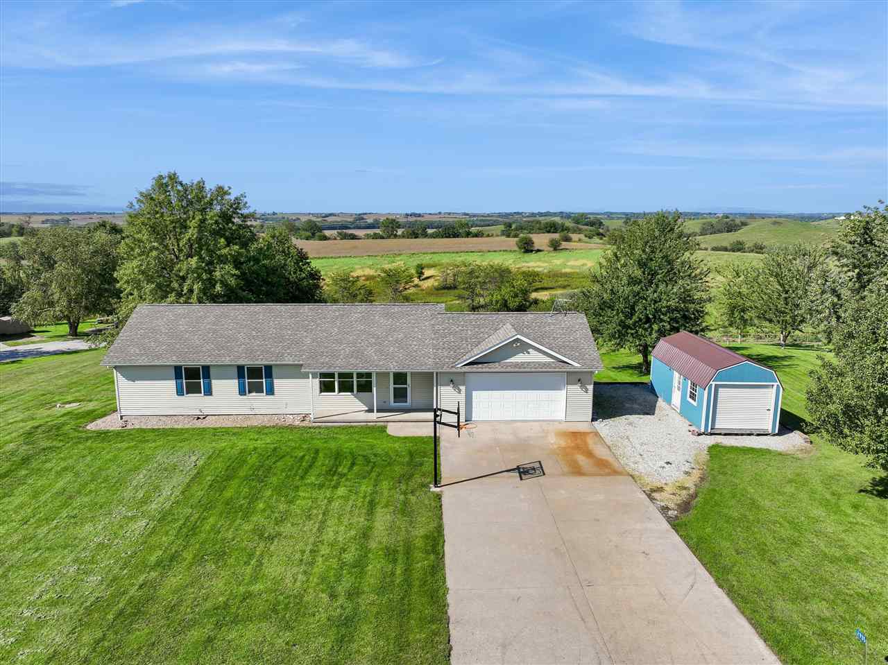 2935 N Drive Parnell IA 52325