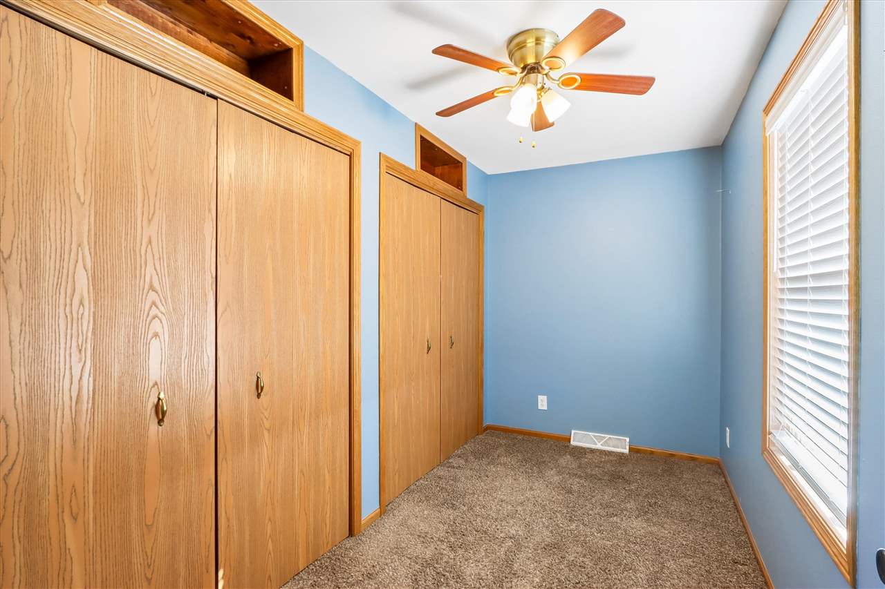2935 N Drive Parnell IA 52325