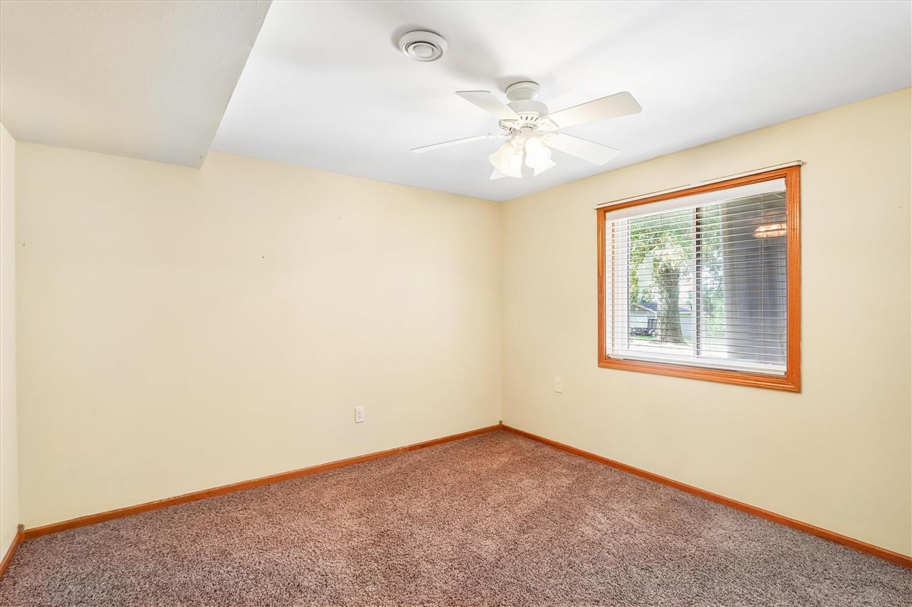 2935 N Drive Parnell IA 52325