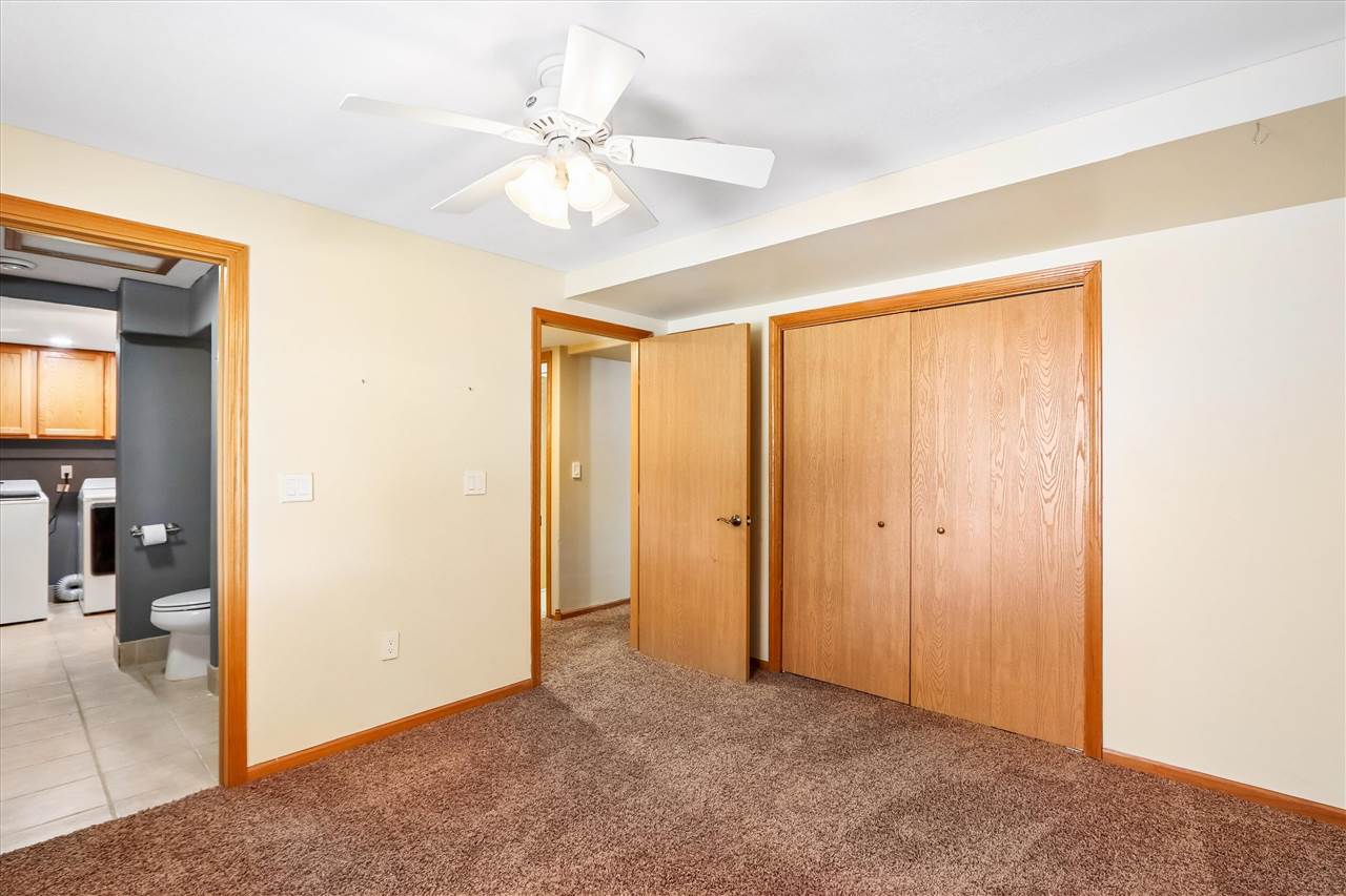 2935 N Drive Parnell IA 52325