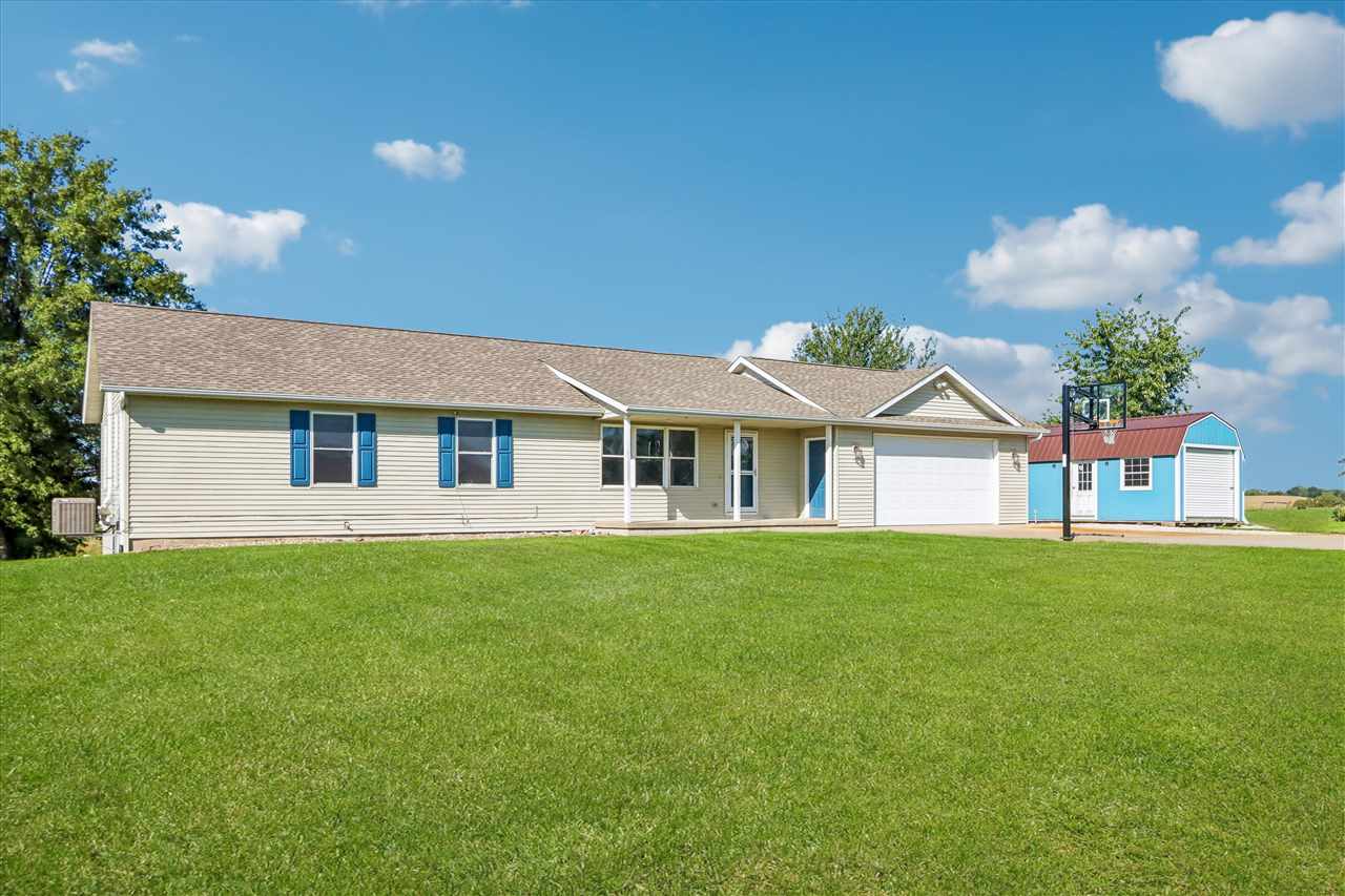 2935 N Drive Parnell IA 52325