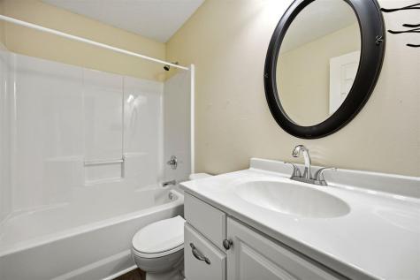 1320 Doe Run Drive North Liberty IA 52317