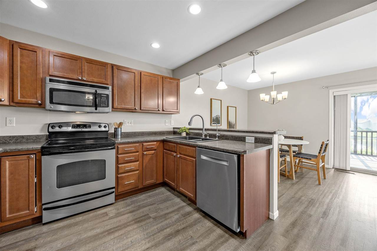 132 S Park Ridge Road North Liberty IA 52317