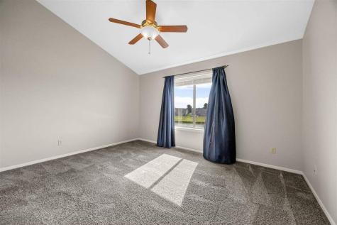 132 S Park Ridge Road North Liberty IA 52317