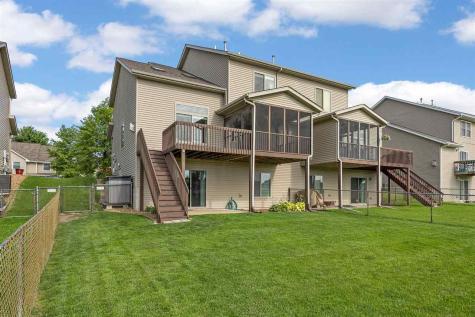 132 S Park Ridge Road North Liberty IA 52317