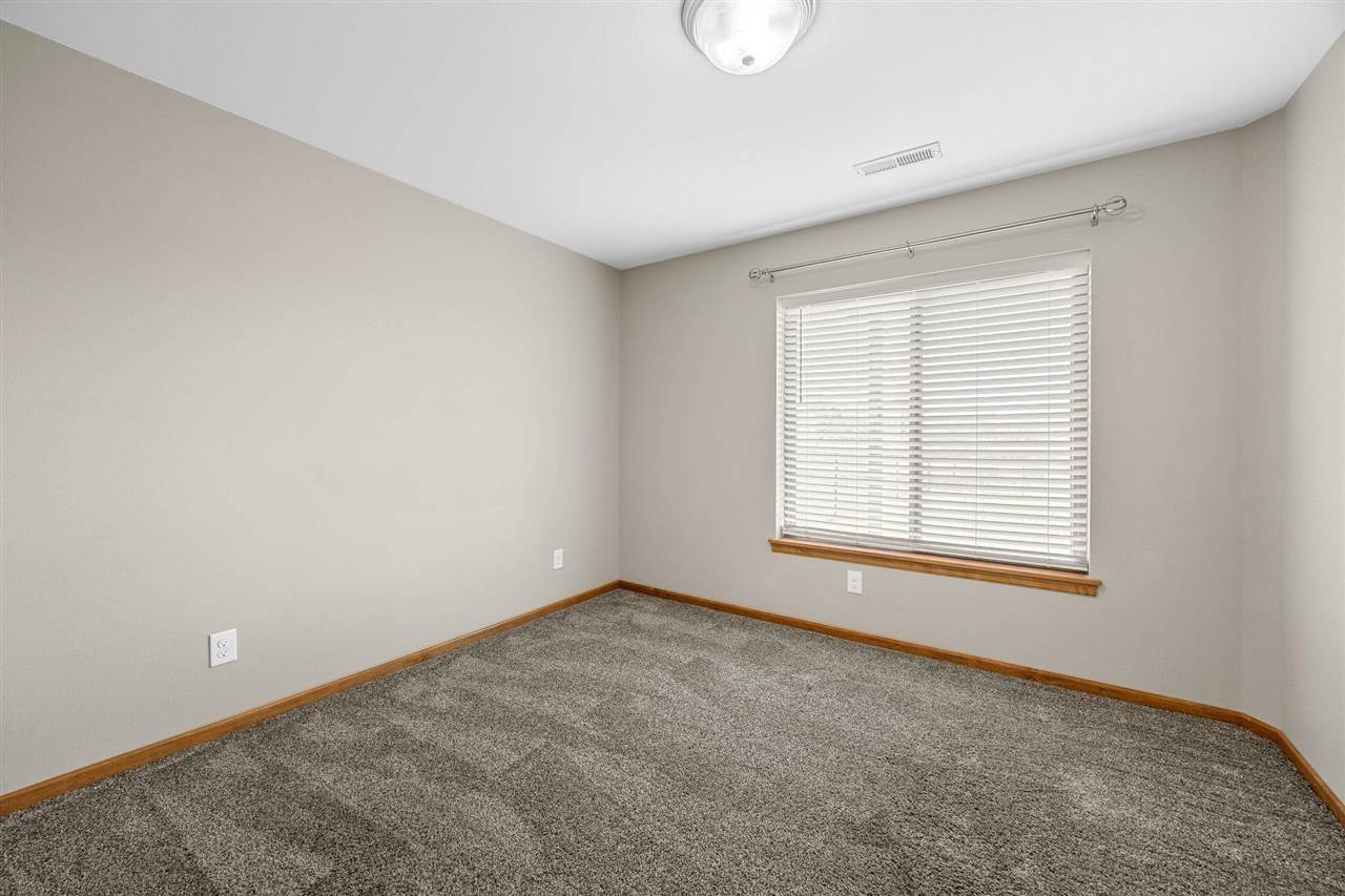 132 S Park Ridge Road North Liberty IA 52317