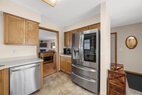 1334 Sweeting Lane Coralville IA 52241