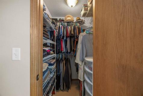 1334 Sweeting Lane Coralville IA 52241