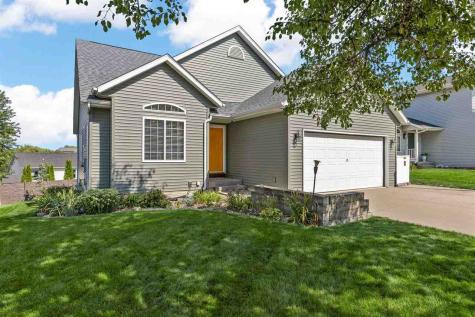 1334 Sweeting Lane Coralville IA 52241