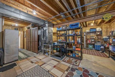 1334 Sweeting Lane Coralville IA 52241