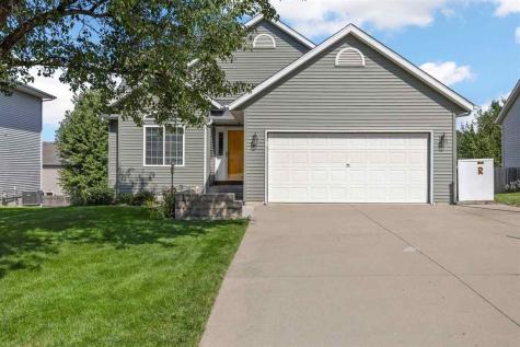 1334 Sweeting Lane Coralville IA 52241