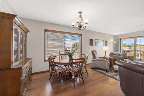 1334 Sweeting Lane Coralville IA 52241