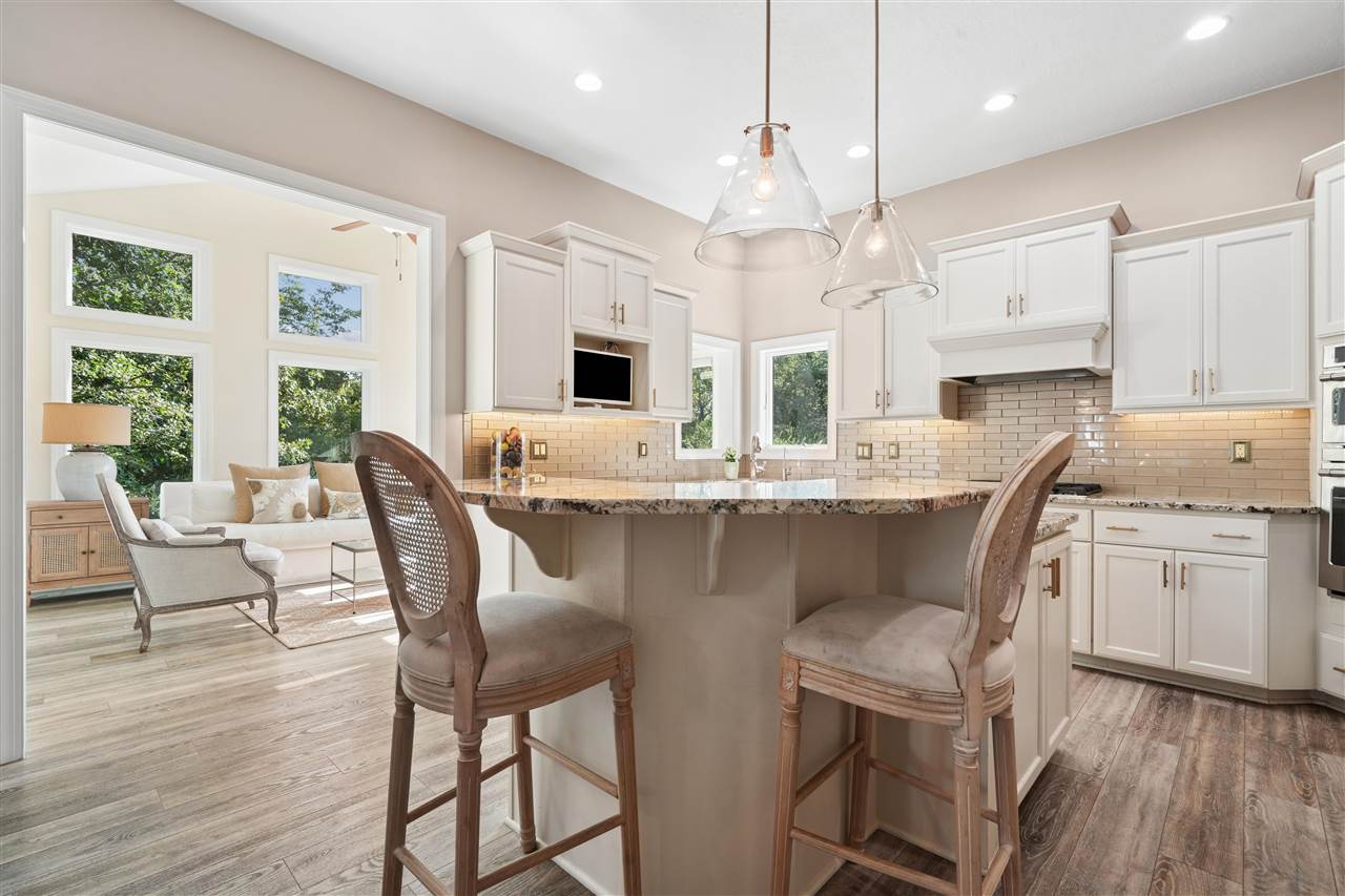 2804 NW Deer Valley Drive Swisher IA 52338