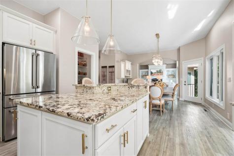 2804 NW Deer Valley Drive Swisher IA 52338