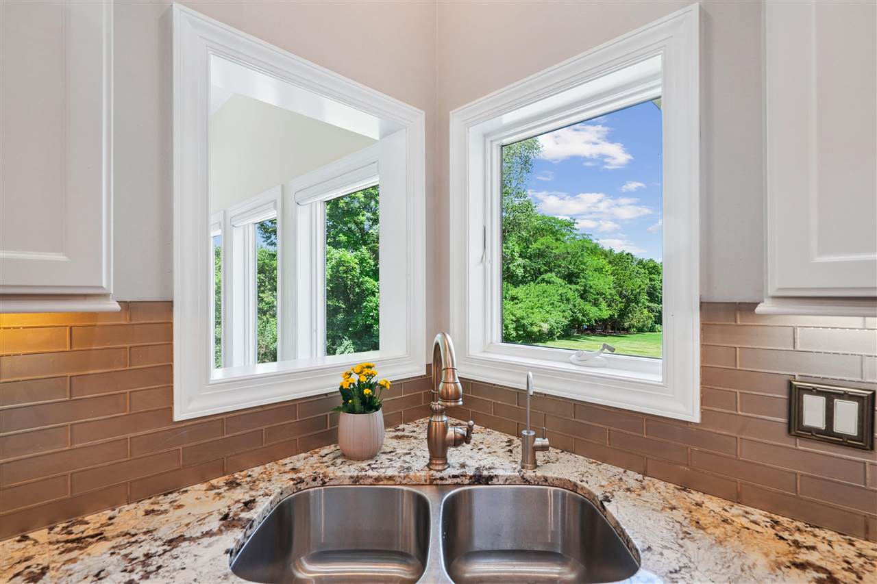 2804 NW Deer Valley Drive Swisher IA 52338