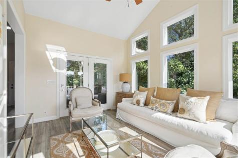 2804 NW Deer Valley Drive Swisher IA 52338