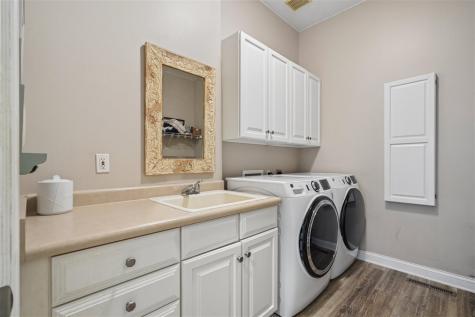 2804 NW Deer Valley Drive Swisher IA 52338