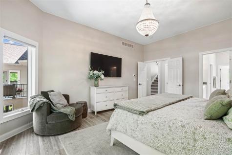 2804 NW Deer Valley Drive Swisher IA 52338