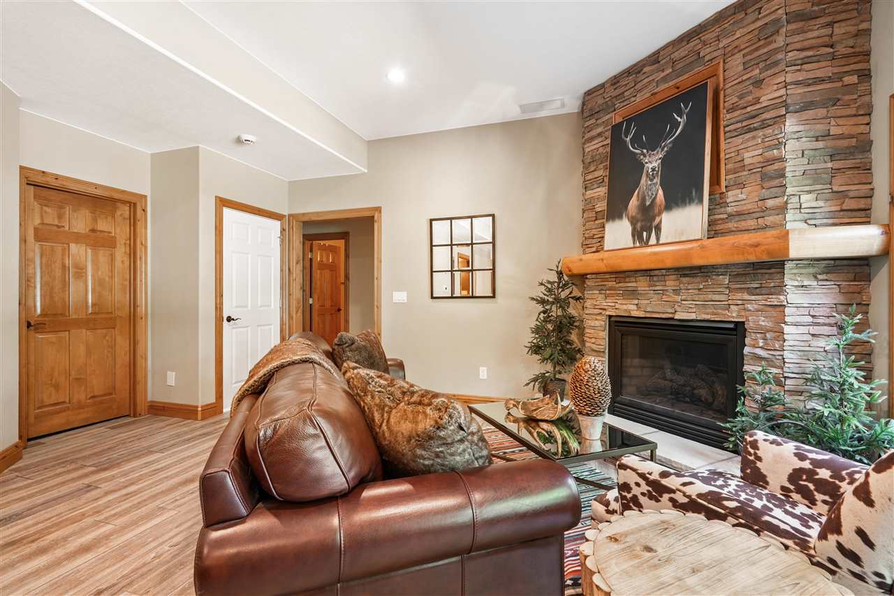 2804 NW Deer Valley Drive Swisher IA 52338