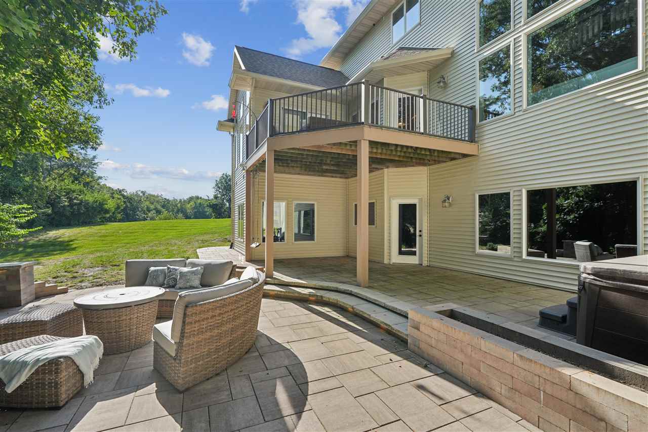 2804 NW Deer Valley Drive Swisher IA 52338
