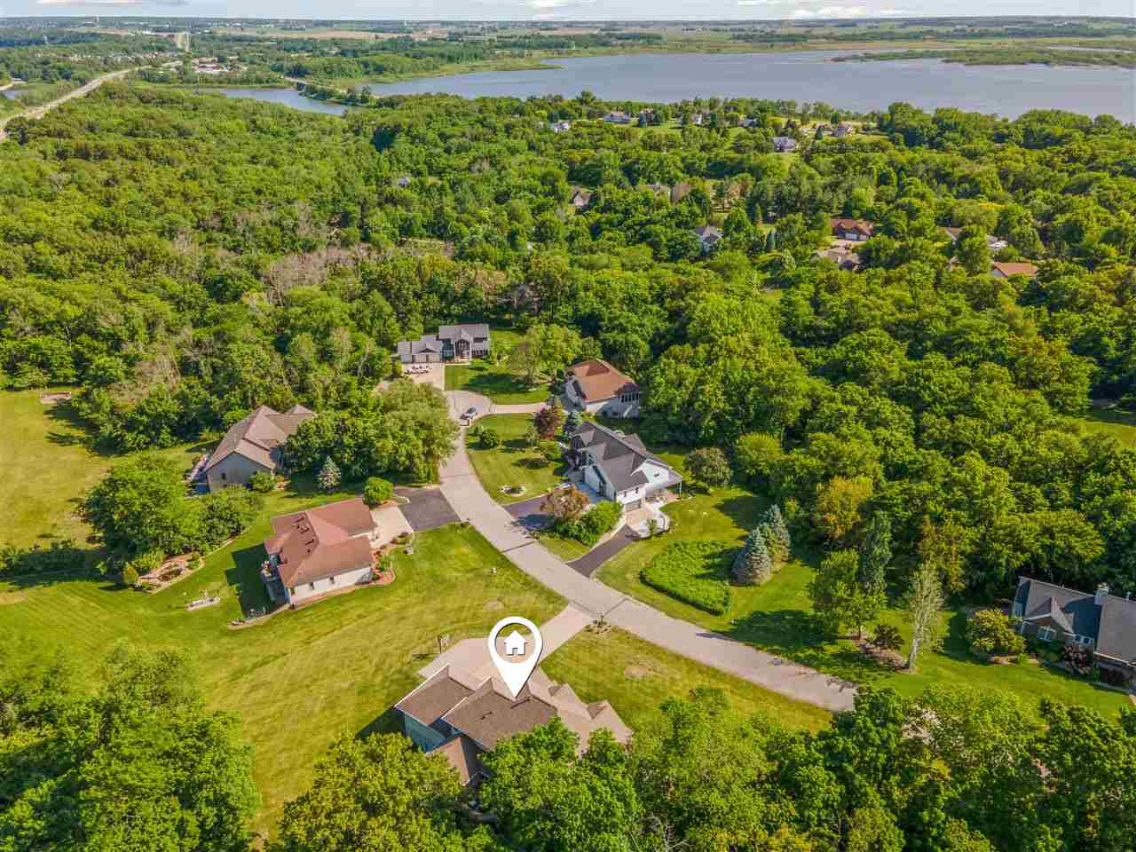 2804 NW Deer Valley Drive Swisher IA 52338