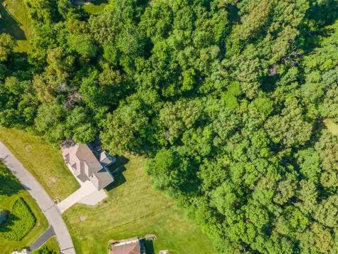 2804 NW Deer Valley Drive Swisher IA 52338
