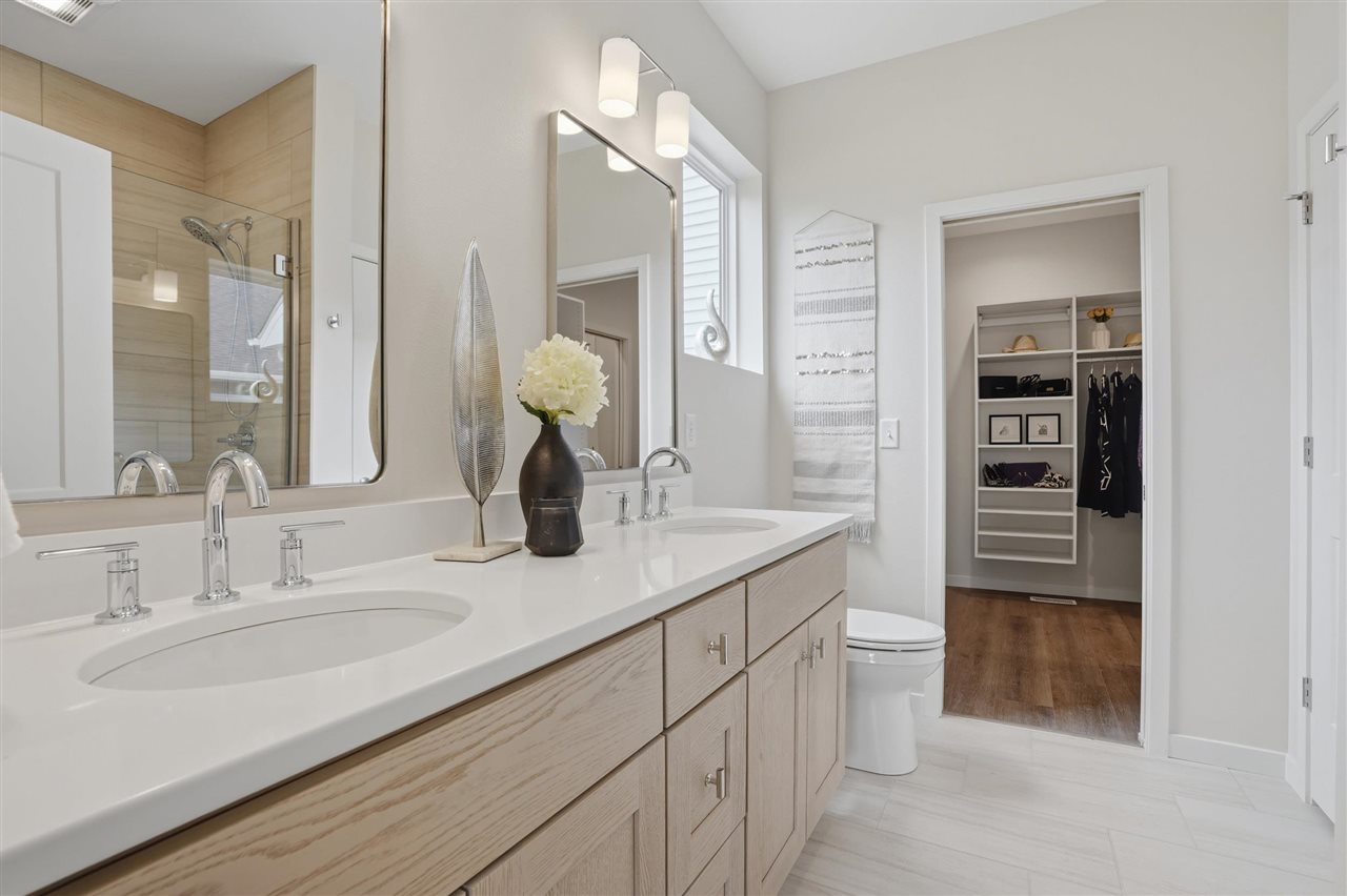 1290 Morrison Street North Liberty IA 52317