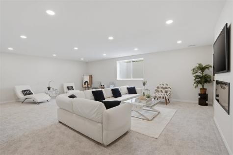 1290 Morrison Street North Liberty IA 52317