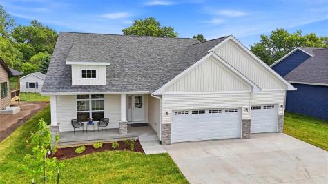 1290 Morrison Street North Liberty IA 52317