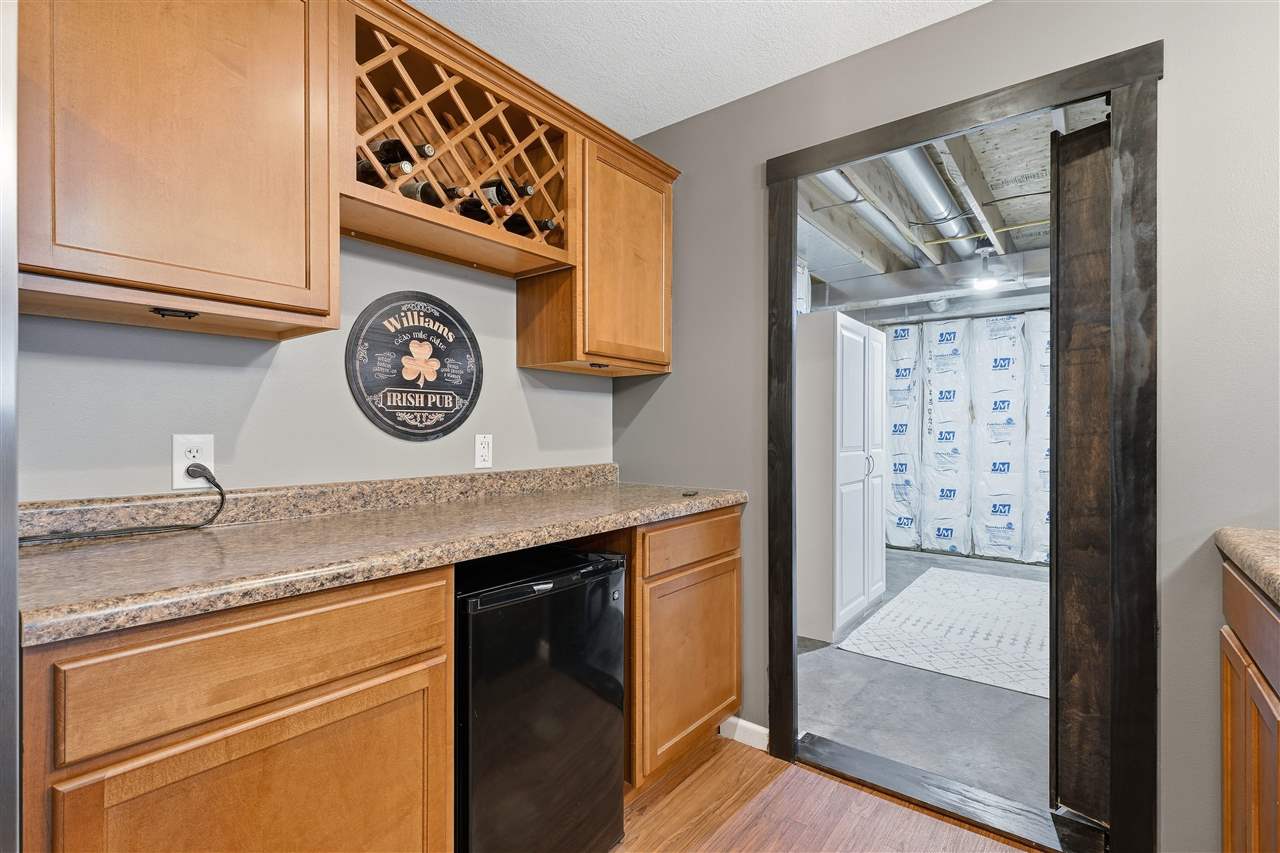 209 Agape Avenue Urbana IA 52345
