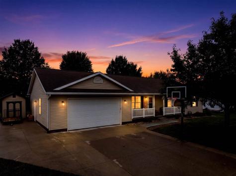 209 Agape Avenue Urbana IA 52345