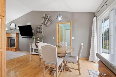 209 Agape Avenue Urbana IA 52345