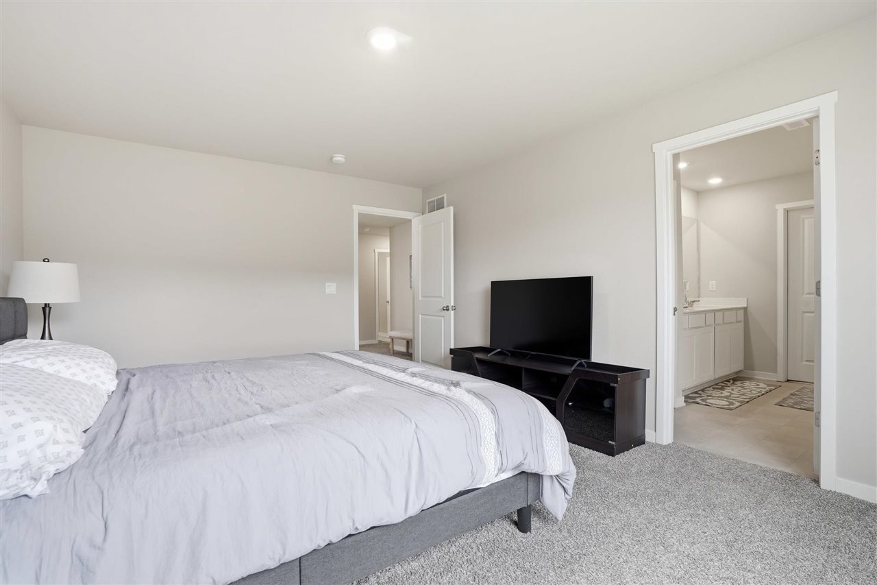 3182 Scanlon Farms Road Coralville IA 52241