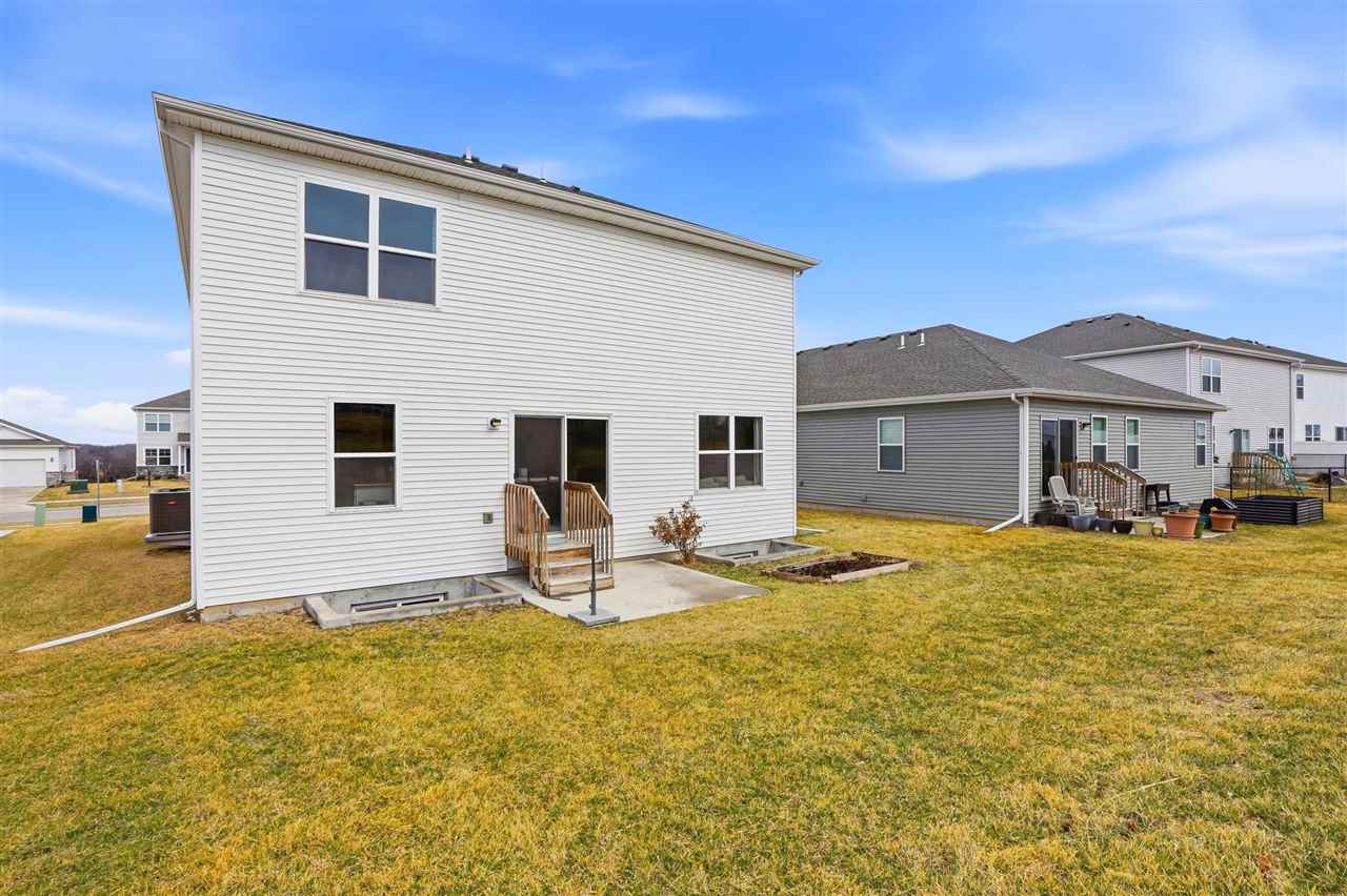 3182 Scanlon Farms Road Coralville IA 52241