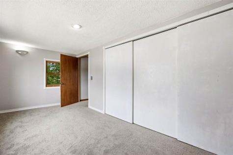 1000 Stinocher Street Solon IA 52333